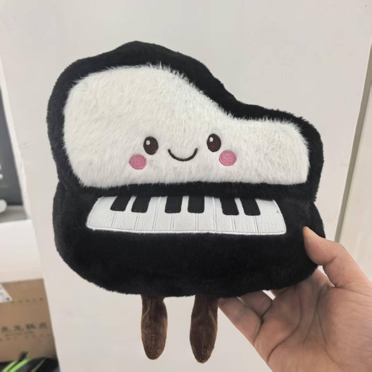 Креативна імітація музичного інструменту піаніно лялька плюшева іграшка 8 дюймів лялька для ігрового автомата відеогра міська лялька дитячий подарунок piano
Креативна імітація музичного інструменту піаніно лялька плюшева іграшка 8 дюймів лялька для ігрового автомата відеогра міська лялька дитячий подарунок piano