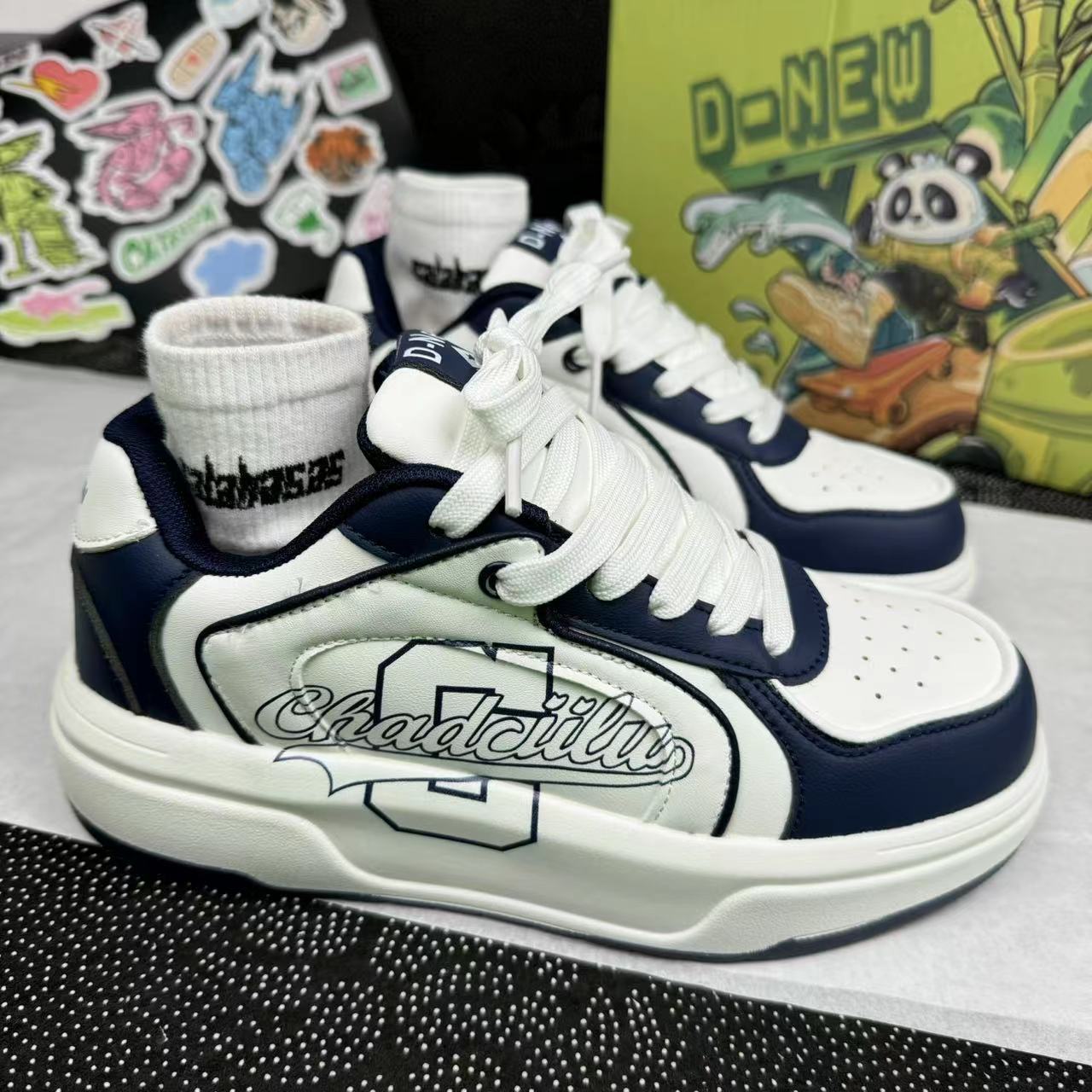 Tide brand American low-top thick baseplate shoes new men s shoes ins little white shoes student versatile sports and leisure shoes children 44
Tide brand American low-top thick baseplate shoes new men s shoes ins little white shoes student versatile sports and leisure shoes children 44