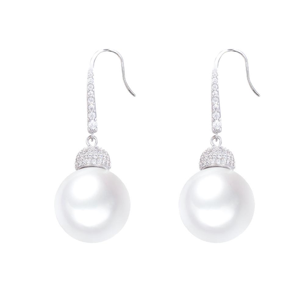 Pearl Earrings Slightly Set With Zircon, Sweet Earrings, Personalized Ear Hook Trinkets.
Pearl Earrings Slightly Set With Zircon, Sweet Earrings, Personalized Ear Hook Trinkets.