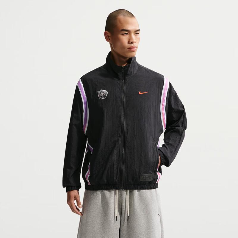 Nike Men s AS DNA CHBL JKT Casual Jacket S
Nike Men s AS DNA CHBL JKT Casual Jacket S