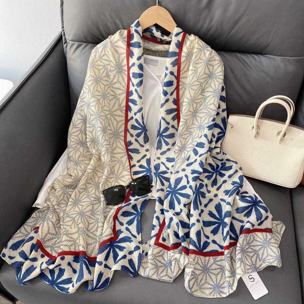 Cotton Ethnic Style Yarn Shawl Breathable Big Pattern Headscarf Fashion Square Hijab Scarf Girls
Cotton Ethnic Style Yarn Shawl Breathable Big Pattern Headscarf Fashion Square Hijab Scarf Girls