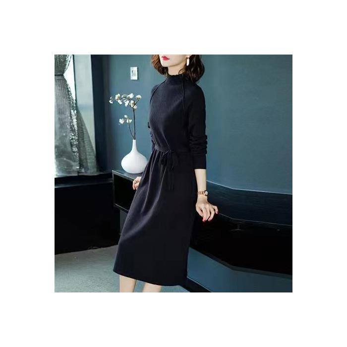 Long-sleeved dress women s autumn and winter new Korean version loose medium and long skirt over the knee, waist and bottom skirt M чёрный
Long-sleeved dress women s autumn and winter new Korean version loose medium and long skirt over the knee, waist and bottom skirt M чёрный