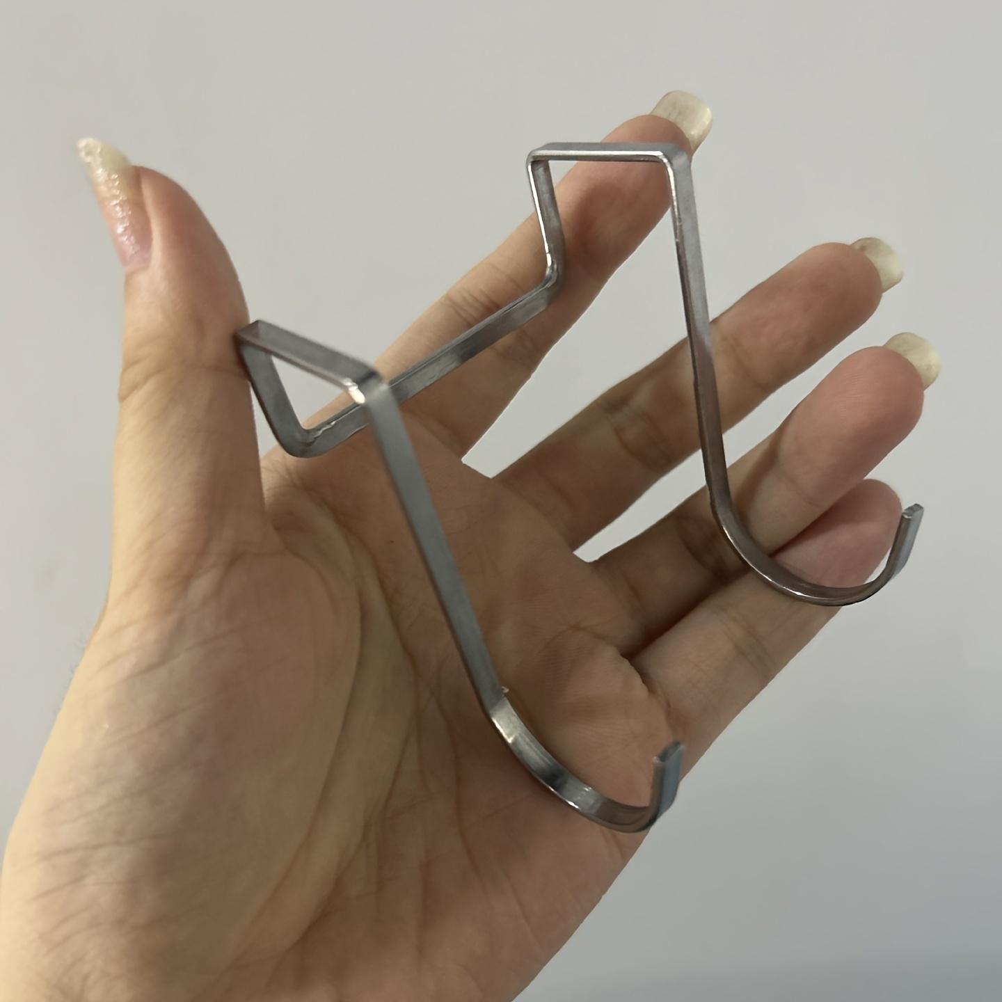 2 шт. прочных S-образных металлических крючка, многоцелевые крючки для подвешивания без сверления, высокая грузоподъемность, для кухни, общежития, двери, гардероба, обувного шкафа 2pcs
2 шт. прочных S-образных металлических крючка, многоцелевые крючки для подвешивания без сверления, высокая грузоподъемность, для кухни, общежития, двери, гардероба, обувного шкафа 2pcs