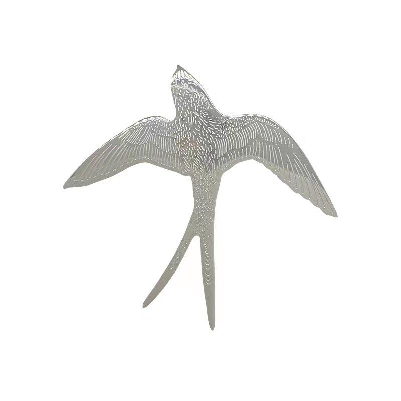 New Vintage Metal Animal Brooches Neutral Line Horse Cat Brooches Stylish Suit Coat Decor Banquet Party Daily Wear Jewelry Gifts
New Vintage Metal Animal Brooches Neutral Line Horse Cat Brooches Stylish Suit Coat Decor Banquet Party Daily Wear Jewelry Gifts