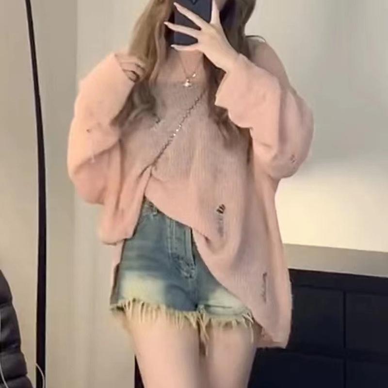 HELIAR Women Hollow Out Y2K Sexy Sweater Hole Knitted Long Sleeve Streetwear Top Casual Loose Thin Sweater For Women 2026 Autumn One Size розовый
HELIAR Women Hollow Out Y2K Sexy Sweater Hole Knitted Long Sleeve Streetwear Top Casual Loose Thin Sweater For Women 2026 Autumn One Size розовый