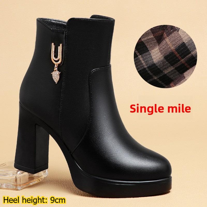 Fashion Boots for Autumn and Winter, Super High-heeled Short Boots, Waterproof, Chunky Heel, Short Boots, Fleece-lined Women s Cotton Leather Shoes 40
Fashion Boots for Autumn and Winter, Super High-heeled Short Boots, Waterproof, Chunky Heel, Short Boots, Fleece-lined Women s Cotton Leather Shoes 40
