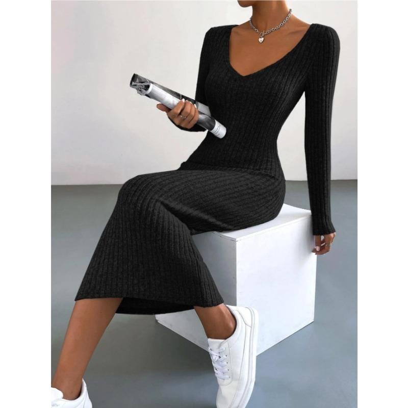 Женское платье осень/зима, однотонное, с V-образным вырезом, длинными рукавами, запахом на бедрах XL чёрный
Женское платье осень/зима, однотонное, с V-образным вырезом, длинными рукавами, запахом на бедрах XL чёрный