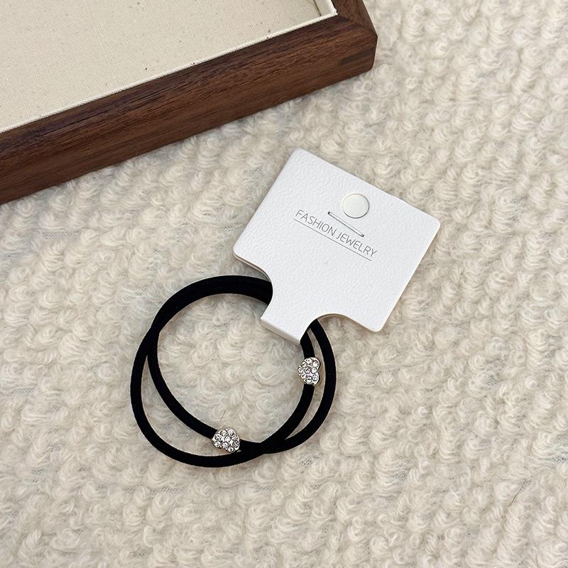 Две высокоэластичные резинки для волос в форме сердца, кожаные резинки, женские резинки для волос, элегантные кожаные накладки для хвоста и резинки для волос темный кофе
Две высокоэластичные резинки для волос в форме сердца, кожаные резинки, женские резинки для волос, элегантные кожаные накладки для хвоста и резинки для волос темный кофе