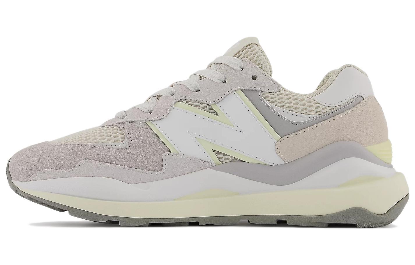 57/40 Wmns New Balance Moonbeam Dawn Glow Women s W5740SGC 36.5
57/40 Wmns New Balance Moonbeam Dawn Glow Women s W5740SGC 36.5