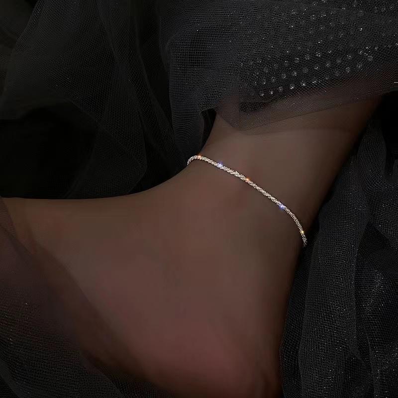 New 925 Sterling Silver Simple Style Anklet High Quality Charm Woman Anklet Party Gift for Friends Exquisite Accessories Jewelry
New 925 Sterling Silver Simple Style Anklet High Quality Charm Woman Anklet Party Gift for Friends Exquisite Accessories Jewelry