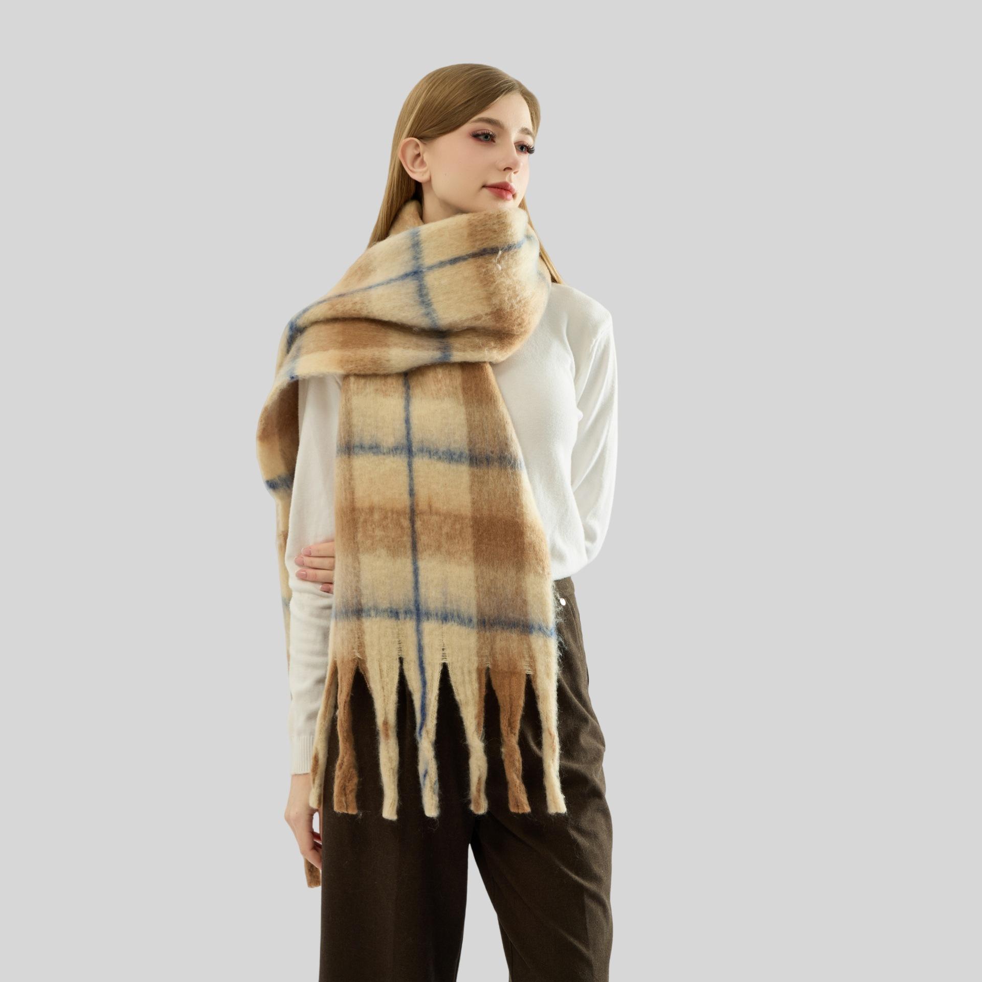 Plaid scarf women s winter high-end mohair college large length thickened warm couple scarf 35*235 315g
Plaid scarf women s winter high-end mohair college large length thickened warm couple scarf 35*235 315g