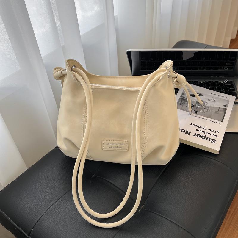 Женская замшевая сумка большой вместимости: 2025 Осень/Зима Повседневная Наплечная Кроссбоди Сумка-тоут и Рюкзак для Поездок на Работу 24cm x 17cm x 9cm белый
Женская замшевая сумка большой вместимости: 2025 Осень/Зима Повседневная Наплечная Кроссбоди Сумка-тоут и Рюкзак для Поездок на Работу 24cm x 17cm x 9cm белый