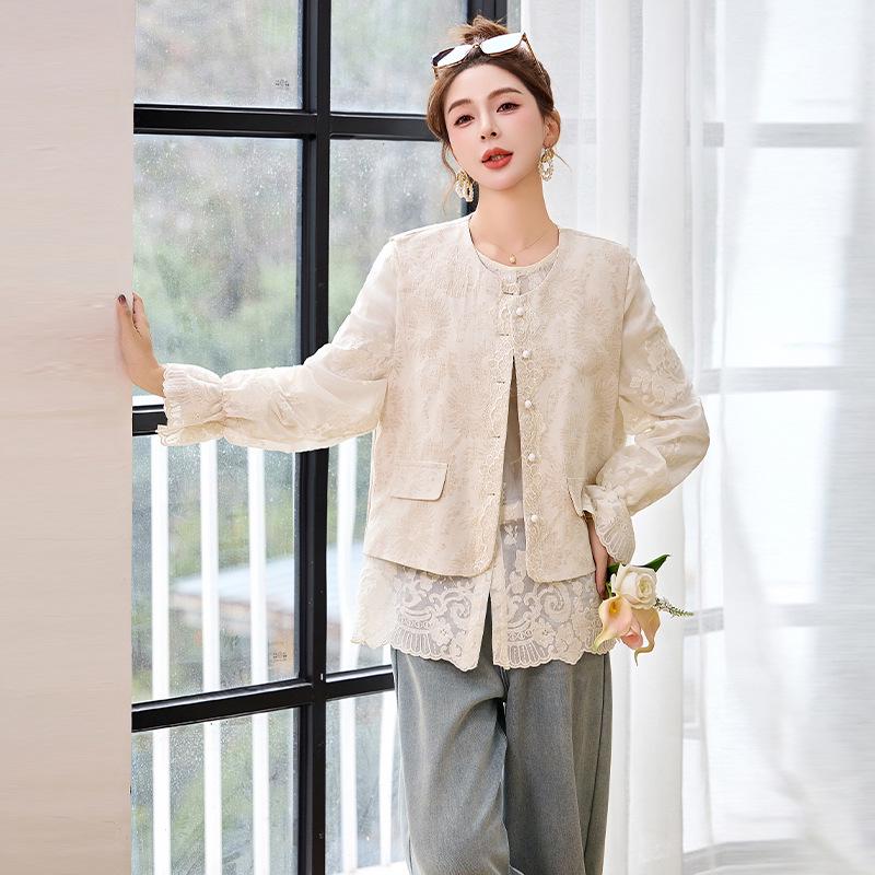 Spring 2025 New Chinese Cotton-Linen Jacquard Vest and Lace Blouse Two-Piece Set XL (125-135 jin)
Spring 2025 New Chinese Cotton-Linen Jacquard Vest and Lace Blouse Two-Piece Set XL (125-135 jin)