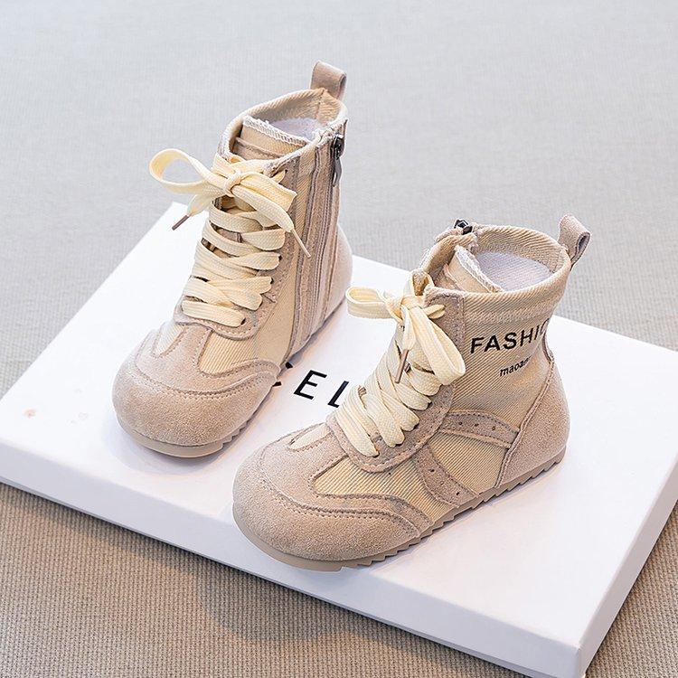 Девочки ботинки Мартин 2025 весна и осень новые детские ботинки для среднего и старшего возраста короткие ботинки девочки спортивная обувь полусапоги мягкая подошва 36 yards inner length 22.2 cm
Девочки ботинки Мартин 2025 весна и осень новые детские ботинки для среднего и старшего возраста короткие ботинки девочки спортивная обувь полусапоги мягкая подошва 36 yards inner length 22.2 cm