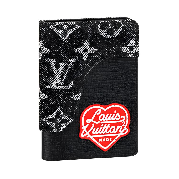 Louis Vuitton X Nigo Heart Pattern Logo Patch Denim And Leather Wallet Men Wallet Black M81015 Basic Set (Bag+Dust Bag)
Louis Vuitton X Nigo Heart Pattern Logo Patch Denim And Leather Wallet Men Wallet Black M81015 Basic Set (Bag+Dust Bag)