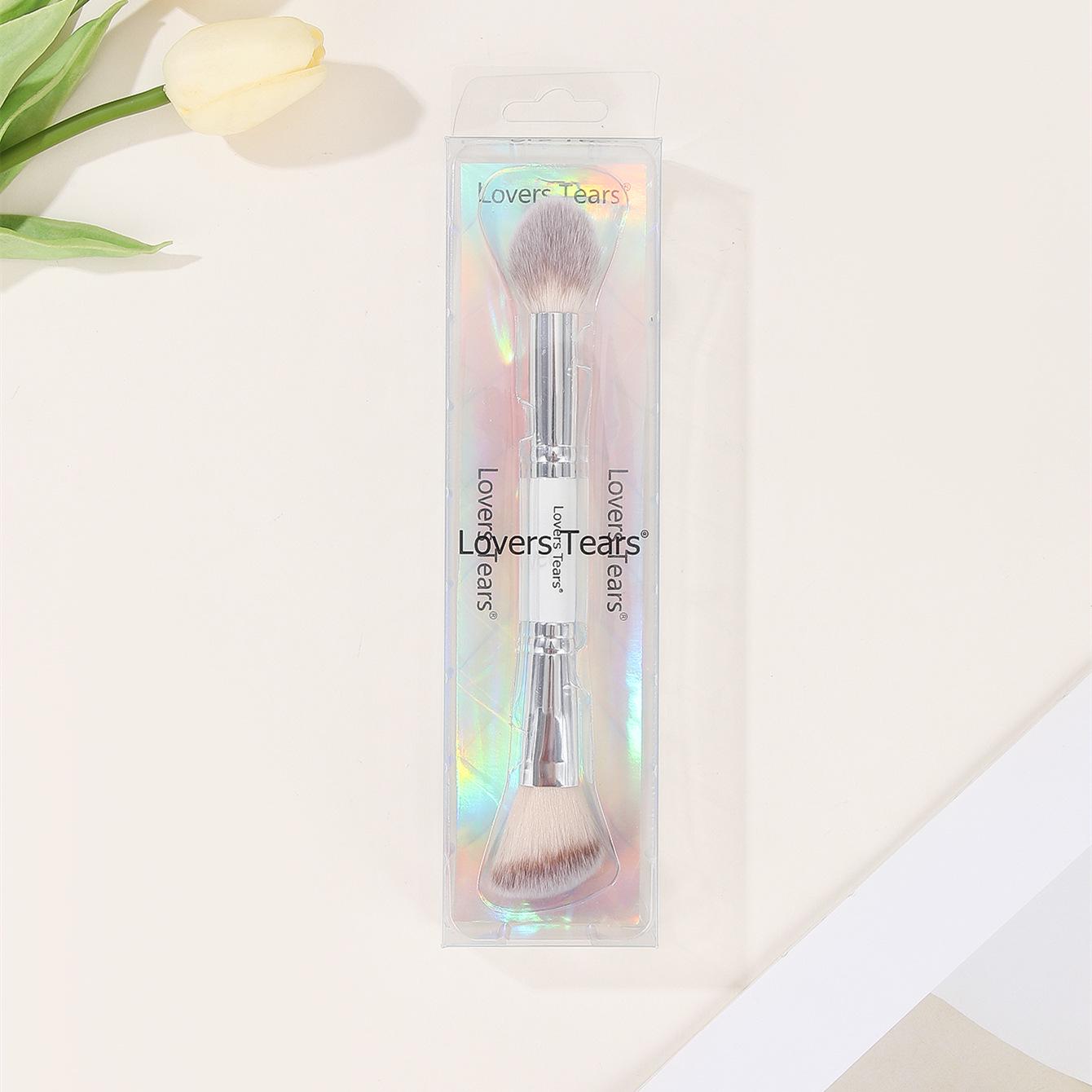 Lover s Tears Dual-Ended Multifunctional Makeup Brush: Blush, Powder, and Contour Tool. слоновая кость/белый
Lover s Tears Dual-Ended Multifunctional Makeup Brush: Blush, Powder, and Contour Tool. слоновая кость/белый