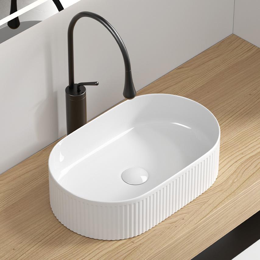 Керамічна раковина-стільниця для ванної кімнати для дому, готелю або індивідуальних проектів
Керамічна раковина-стільниця для ванної кімнати для дому, готелю або індивідуальних проектів