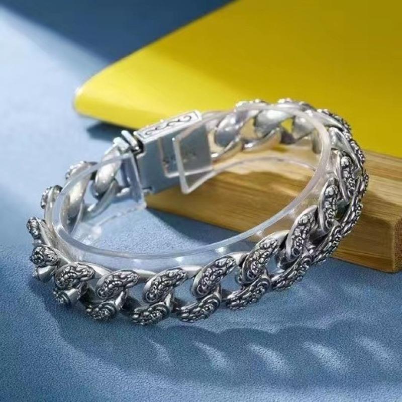 S925 Серебристый ретро-волшебный браслет Мужская властная мода, национальный стиль, богатая удача и перевалочный хип-хоп.
S925 Серебристый ретро-волшебный браслет Мужская властная мода, национальный стиль, богатая удача и перевалочный хип-хоп.