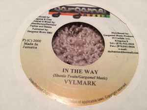 7inch Record VYLMARK - In The Way NONE Gargamel Music 2000 Jamaica Reggae, Ska & Dub Used
7inch Record VYLMARK - In The Way NONE Gargamel Music 2000 Jamaica Reggae, Ska & Dub Used