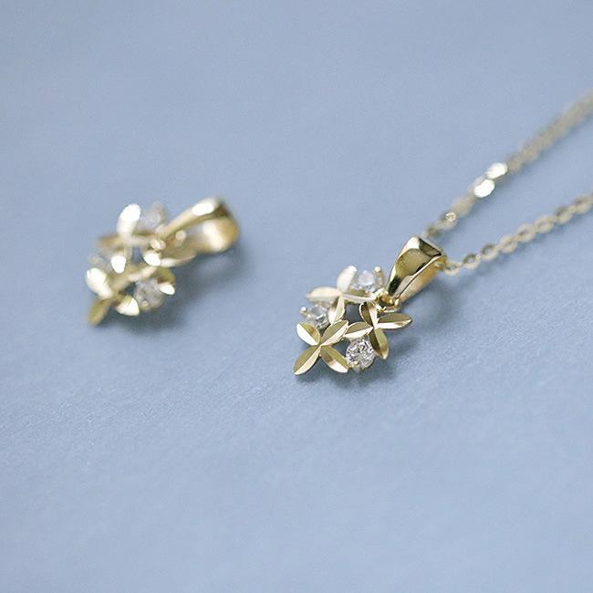 S925 Sterling Silver Flower Diamond Pendant Necklace for Women - Elegant Clavicle Chain 925 Silver
S925 Sterling Silver Flower Diamond Pendant Necklace for Women - Elegant Clavicle Chain 925 Silver