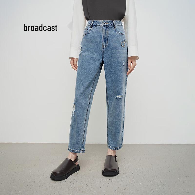 Broadcast Irregular Ripped Loose Denim Jeans for Women M
Broadcast Irregular Ripped Loose Denim Jeans for Women M
