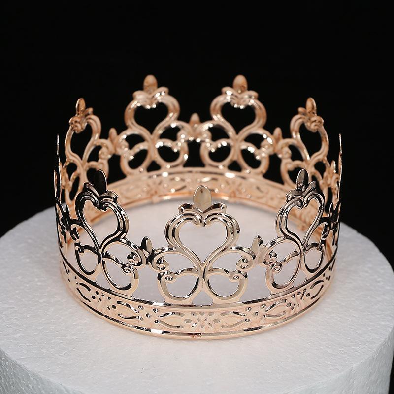 Корона для торта на день рождения, украшение для выпечки, десерт, праздничные украшения, новые железные короны, украшения розового золота
Корона для торта на день рождения, украшение для выпечки, десерт, праздничные украшения, новые железные короны, украшения розового золота