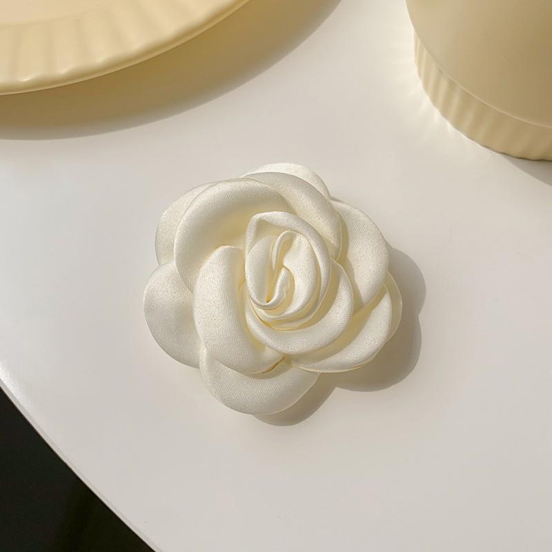 Розкішна еластична гумка для волосся Квітка з перлами - Міцна, універсальна резинка-скранчі
Розкішна еластична гумка для волосся Квітка з перлами - Міцна, універсальна резинка-скранчі