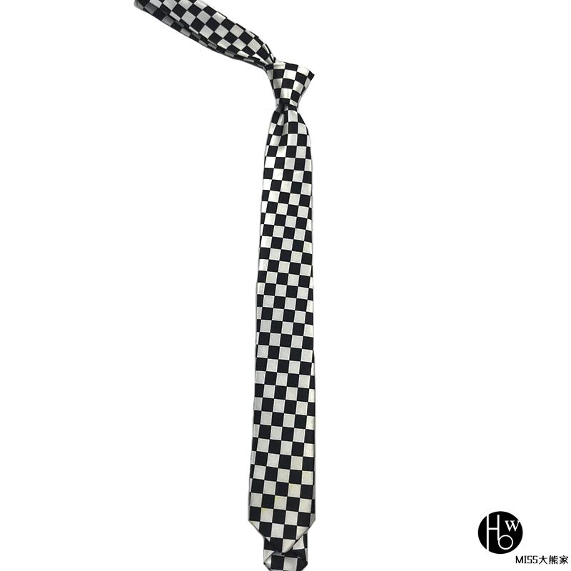Plaid Korean version neck tie casual narrow version 5cm college style creative tie men s leopard print casual funny neck ties
Plaid Korean version neck tie casual narrow version 5cm college style creative tie men s leopard print casual funny neck ties