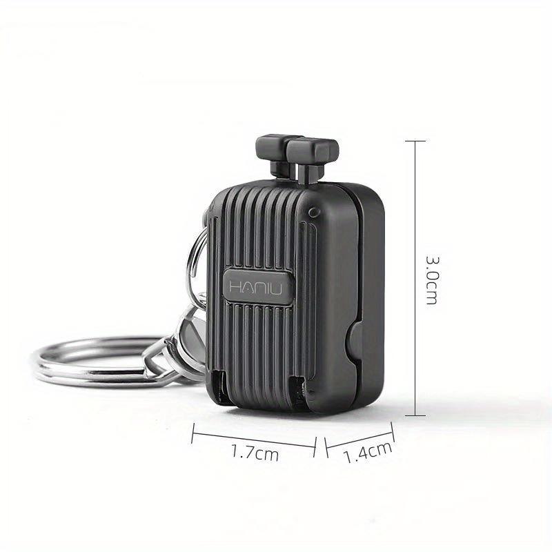 Изысканный брелок для ключей в виде багажа, складные кусачки для ногтей из нержавеющей стали, вращающиеся триммер для ногтей на ногах и маникюрный триммер S чёрный
Изысканный брелок для ключей в виде багажа, складные кусачки для ногтей из нержавеющей стали, вращающиеся триммер для ногтей на ногах и маникюрный триммер S чёрный