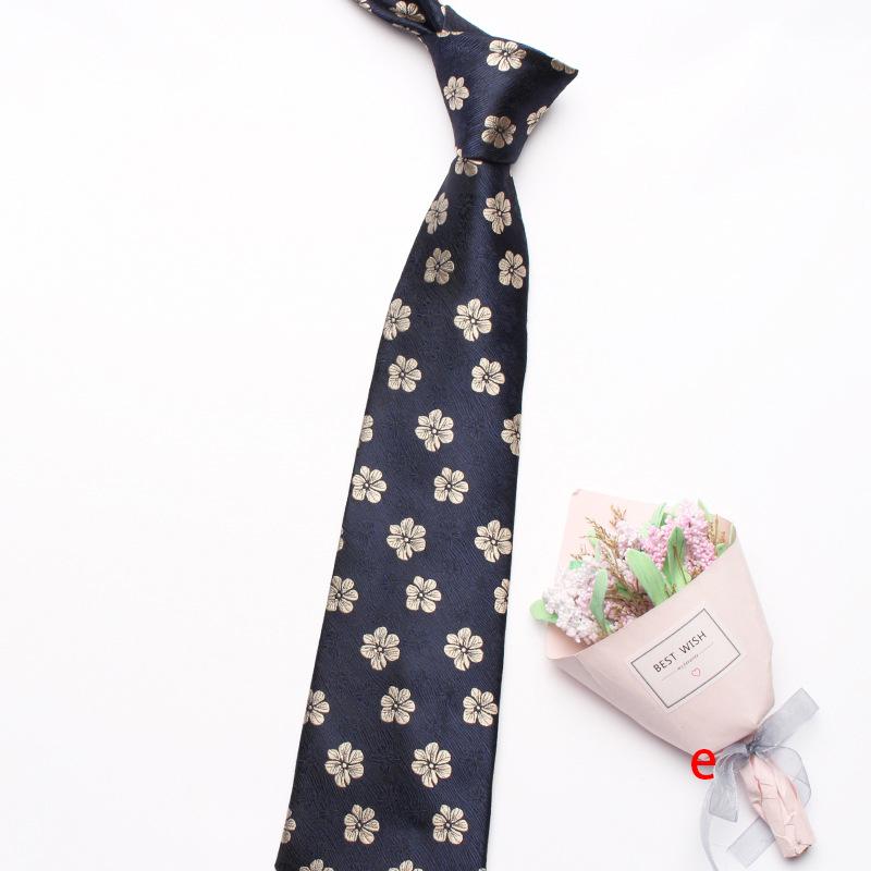 Галстук темно-синего цвета, мужской деловой галстук с косой полоской и цветком, 8 см, полиэстеровый шелковый галстук
Галстук темно-синего цвета, мужской деловой галстук с косой полоской и цветком, 8 см, полиэстеровый шелковый галстук