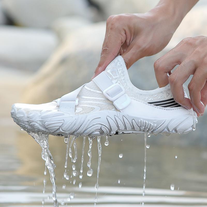 Men s and women s wading shoes outdoor sports beach shoes barefoot snorkeling swimming shoes breathable and lightweight five-finger shoes 35
Men s and women s wading shoes outdoor sports beach shoes barefoot snorkeling swimming shoes breathable and lightweight five-finger shoes 35