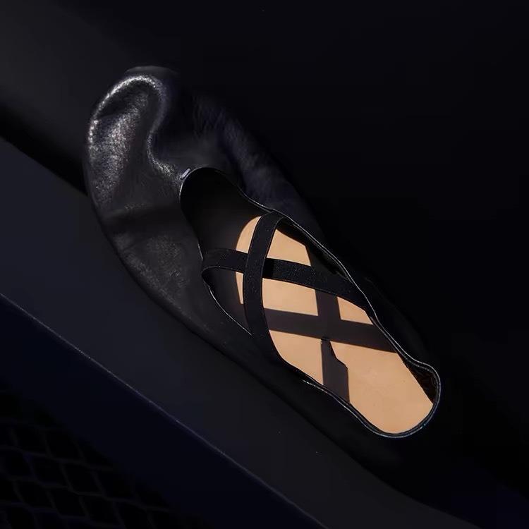 Sheepskin version~ leather retro round head light ** fork strap Mary Jane single shoes women s shoes ballet flats 35 чорний
Sheepskin version~ leather retro round head light ** fork strap Mary Jane single shoes women s shoes ballet flats 35 чорний