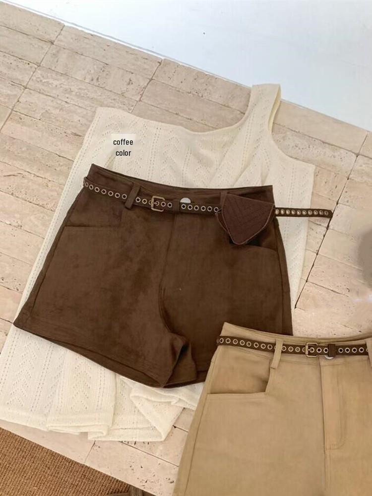 Women s Plus-Size A-Line High-Waisted Retro Deerskin Shorts, Coffee-Colored Fleece, Bootcut Slimming Wide-Leg, Ideal for Petite, Autumn/Winter Wear. 4XL
Women s Plus-Size A-Line High-Waisted Retro Deerskin Shorts, Coffee-Colored Fleece, Bootcut Slimming Wide-Leg, Ideal for Petite, Autumn/Winter Wear. 4XL