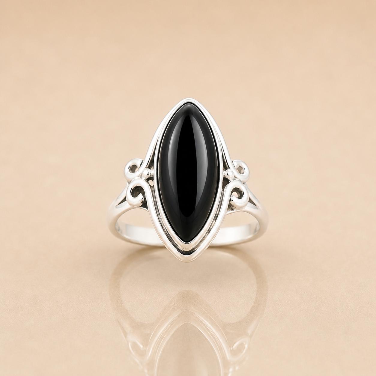 Кольцо из черного оникса 925 пробы стерлингового серебра, кольцо с ониксом-кабошоном формы маркиз, ручная работа, витиеватое филигранное statement-украшение 4 серебряный
Кольцо из черного оникса 925 пробы стерлингового серебра, кольцо с ониксом-кабошоном формы маркиз, ручная работа, витиеватое филигранное statement-украшение 4 серебряный
