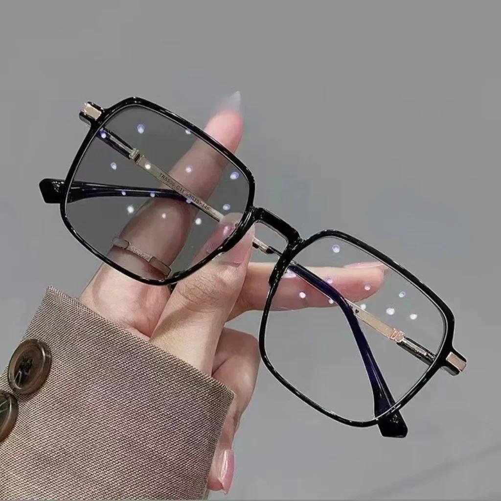 Photochromic Anti Radiation Glasses Metal Eyeglass for Woman Men Computer Glasses Turn gray сірий колір
Photochromic Anti Radiation Glasses Metal Eyeglass for Woman Men Computer Glasses Turn gray сірий колір