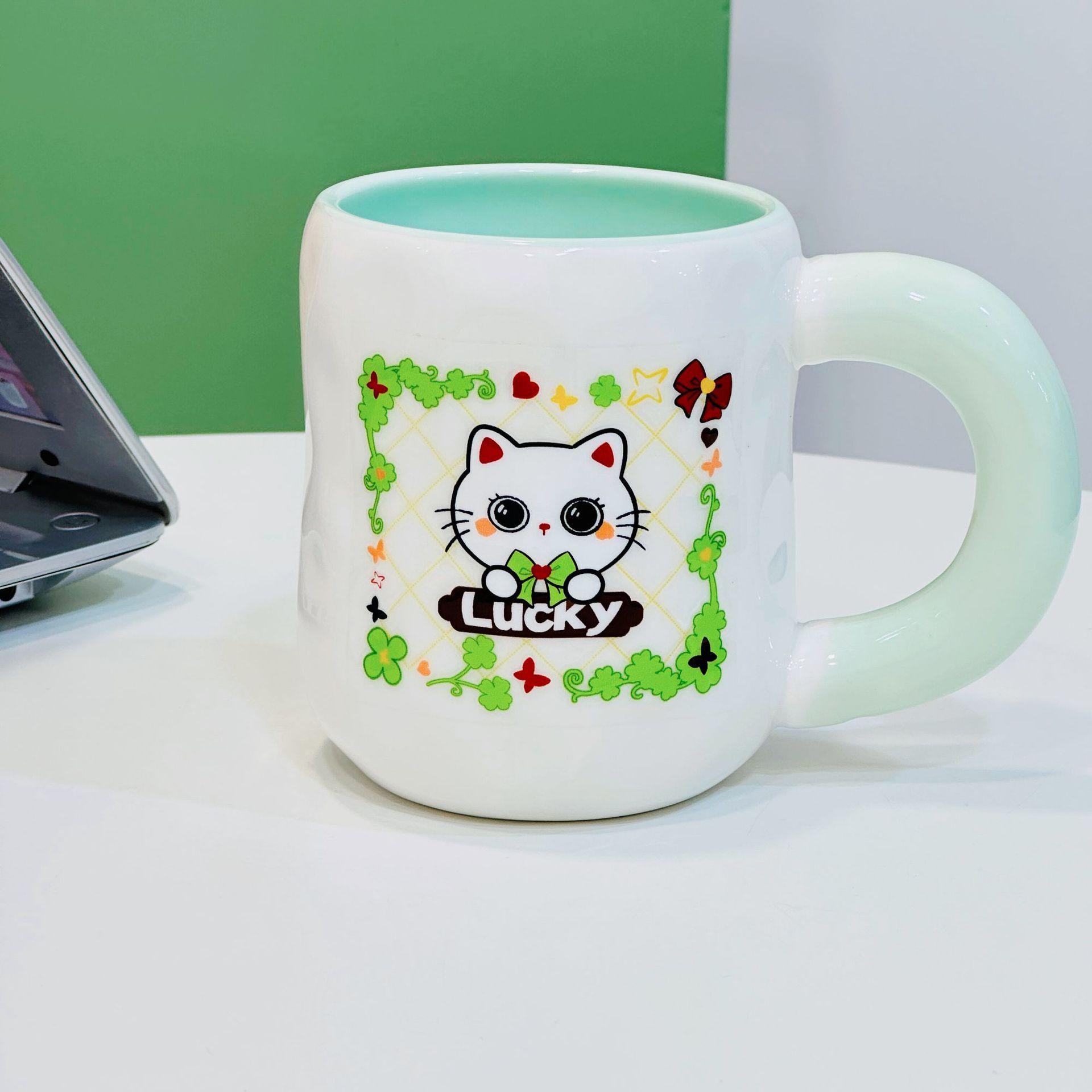 Cute Cat Gift Set Space-saving Gift Box Water Cup Student High Value Cup Set Cartoon Style Mug Souvenir Durable 480ML
Cute Cat Gift Set Space-saving Gift Box Water Cup Student High Value Cup Set Cartoon Style Mug Souvenir Durable 480ML