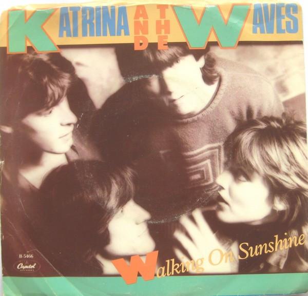 7inch Record KATRINA & THE WAVES - Walking On Sunshine B5466 Capitol Records 1985 US Rock Used
7inch Record KATRINA & THE WAVES - Walking On Sunshine B5466 Capitol Records 1985 US Rock Used