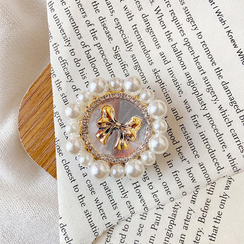 Rhinestone Ring Airbag Bracket Cute Pearl Bear Rabbit Folding Retractable Air Cushion Bow Crown Lazy Bracket
Rhinestone Ring Airbag Bracket Cute Pearl Bear Rabbit Folding Retractable Air Cushion Bow Crown Lazy Bracket