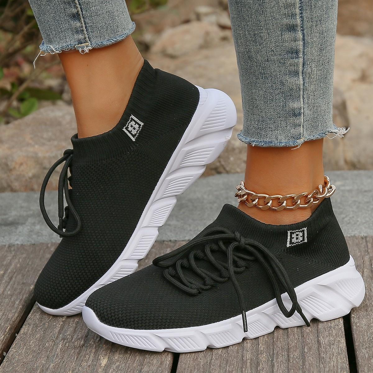 Летние кроссовки для бега, дышащая сетчатая спортивная обувь на плоской подошве, женские брендовые кроссовки, легкие повседневные теннисные туфли, женские мокасины больших размеров 43 чёрный
Летние кроссовки для бега, дышащая сетчатая спортивная обувь на плоской подошве, женские брендовые кроссовки, легкие повседневные теннисные туфли, женские мокасины больших размеров 43 чёрный