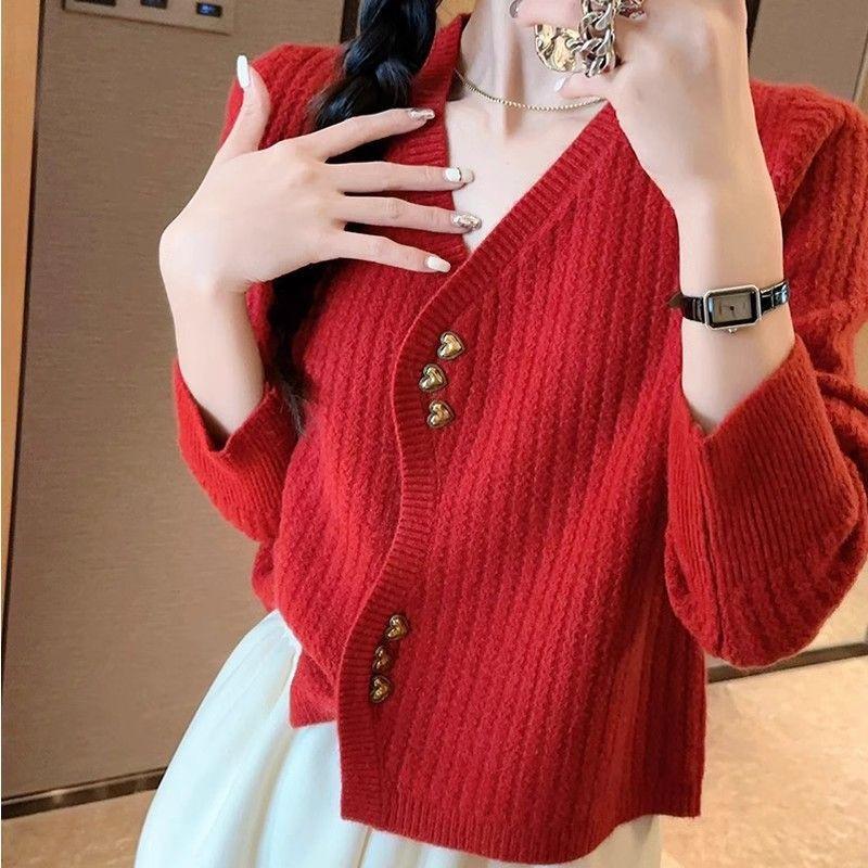 V-neck Knitted Cardigan for Women Autumn Winter Fashion Heart Button Short Sweater Coat Top S червоний
V-neck Knitted Cardigan for Women Autumn Winter Fashion Heart Button Short Sweater Coat Top S червоний