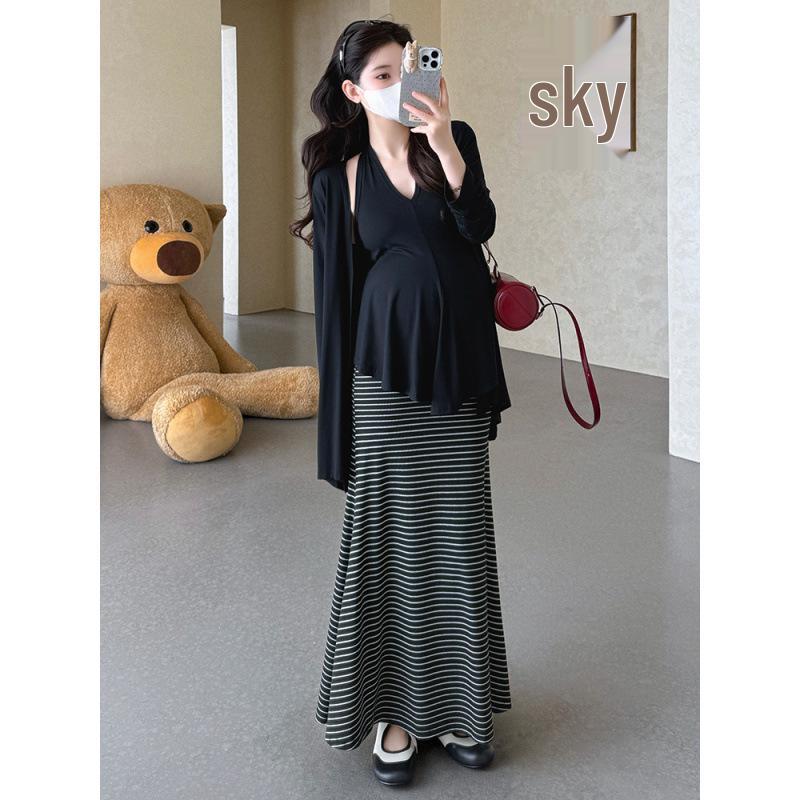 Maternity Cardigan Vest & Striped Slim Skirt Set for Spring/Summer M
Maternity Cardigan Vest & Striped Slim Skirt Set for Spring/Summer M