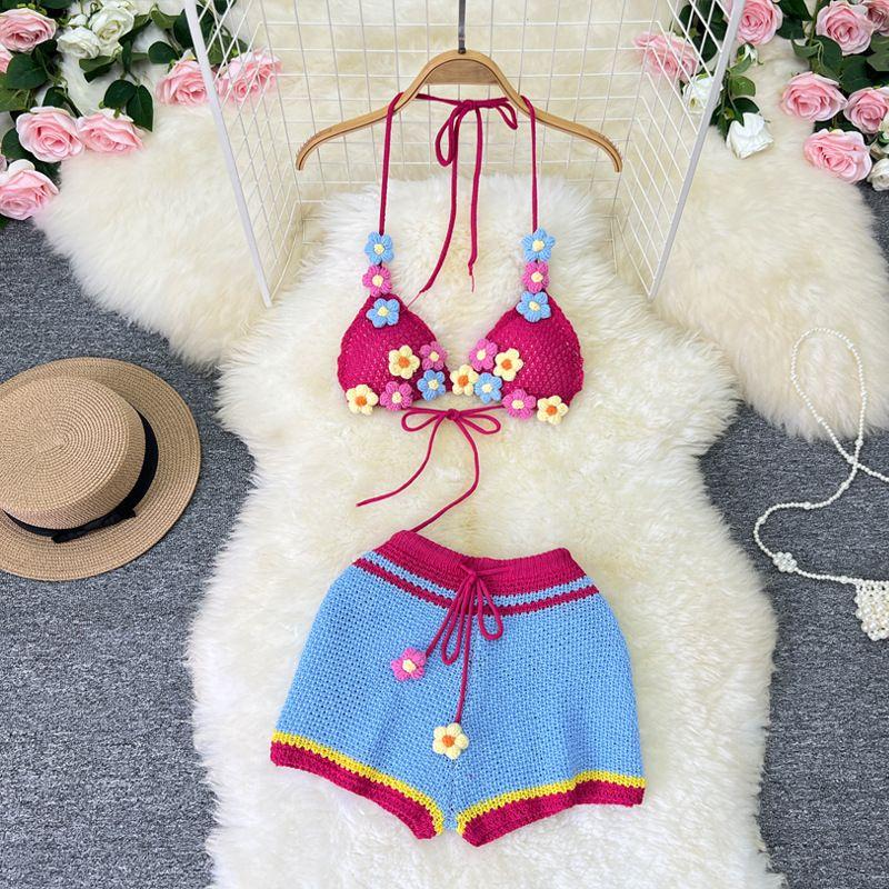 Sweet Pastoral Style Knitted Hanging Neck Lace-up Crochet Little Flower Wool Hollow Sexy bikini Set two piece Blue One size
Sweet Pastoral Style Knitted Hanging Neck Lace-up Crochet Little Flower Wool Hollow Sexy bikini Set two piece Blue One size
