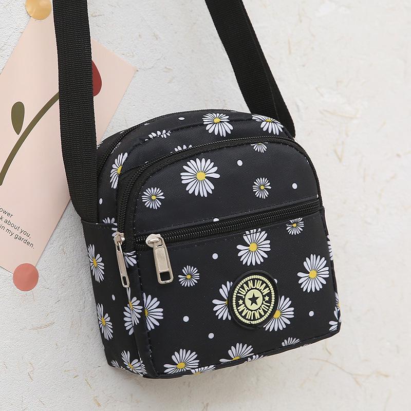Korean Style Women s Mini Crossbody Phone and Coin Purse with Three Zips
Korean Style Women s Mini Crossbody Phone and Coin Purse with Three Zips