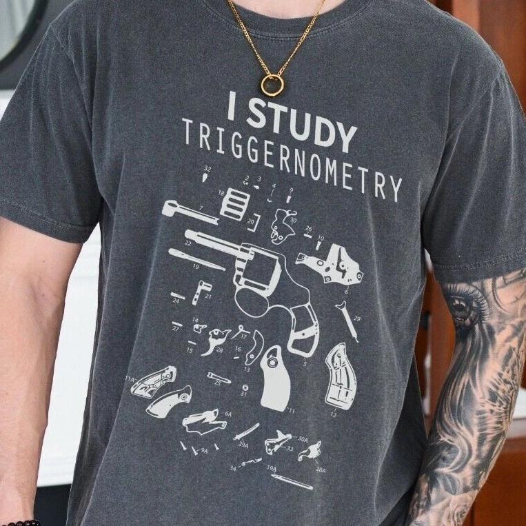 Funny Guns Triggernometry T-Shirt onVintage Black Comfort Colors Tee 2XL
Funny Guns Triggernometry T-Shirt onVintage Black Comfort Colors Tee 2XL