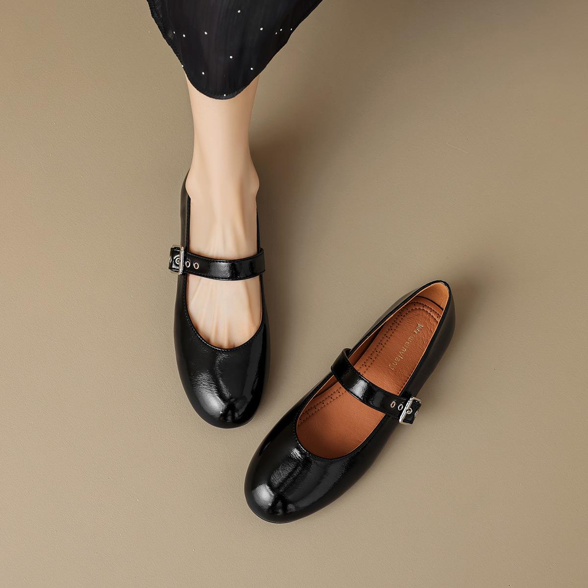 Модные туфли-балетки Лолита серебристого цвета женские с ремешком и пряжкой, с круглым носком, Мэри Джейн, на мягкой подошве, женские мокасины, свадебные балетки 35 чёрный
Модные туфли-балетки Лолита серебристого цвета женские с ремешком и пряжкой, с круглым носком, Мэри Джейн, на мягкой подошве, женские мокасины, свадебные балетки 35 чёрный