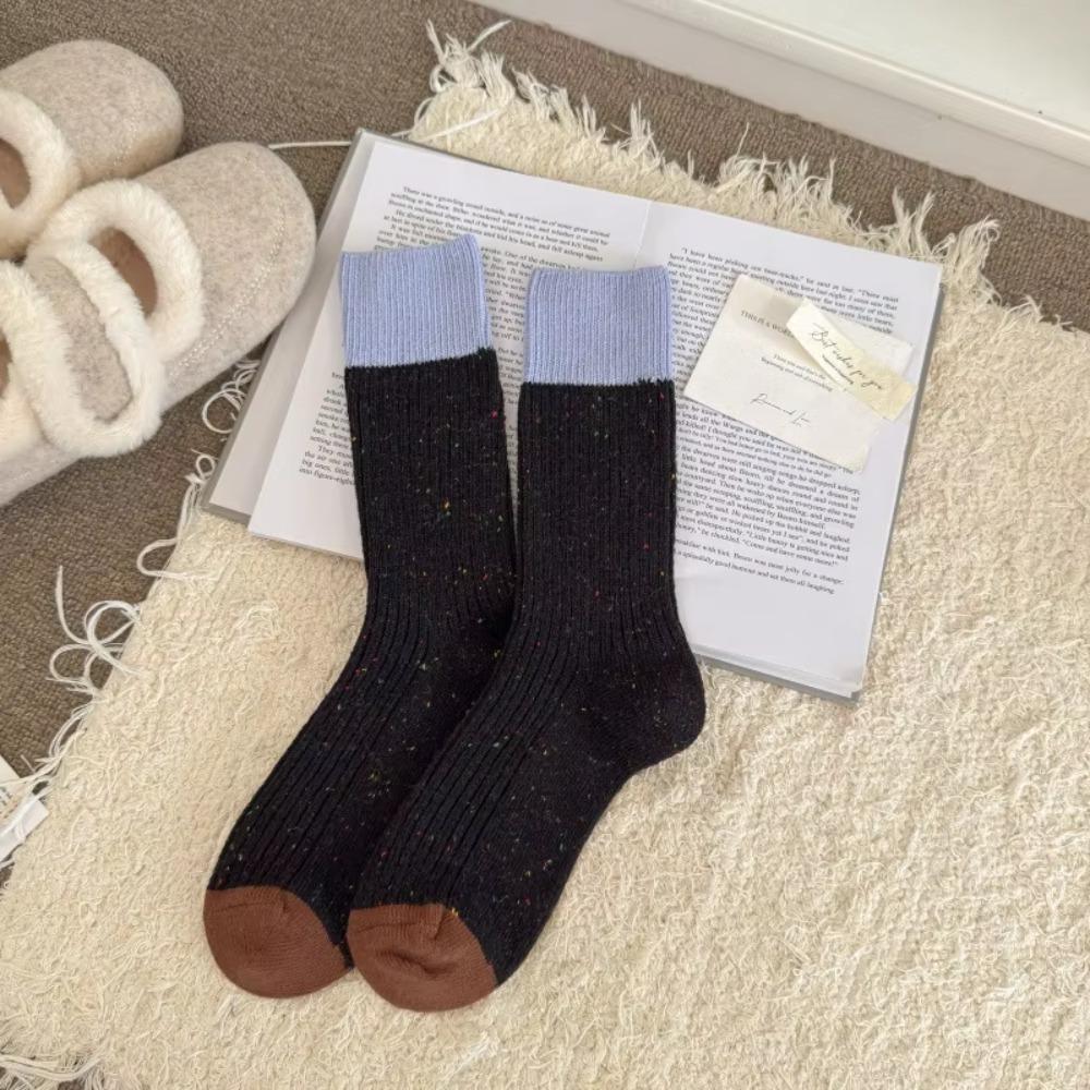 Soft Breathable Warm Socks Thick Colored Socks New Mid Tube Socks Female чорний
Soft Breathable Warm Socks Thick Colored Socks New Mid Tube Socks Female чорний