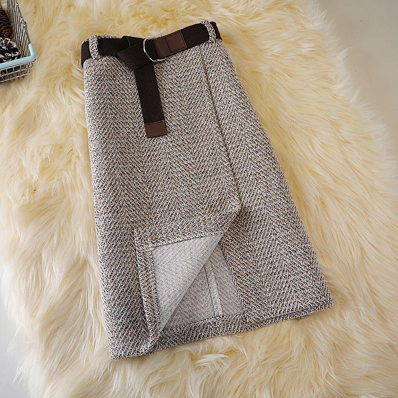 Полосатая женская офисная юбка белый пояс повседневная юбка для офисной леди XXL кофейный
Полосатая женская офисная юбка белый пояс повседневная юбка для офисной леди XXL кофейный