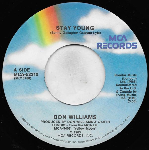 7inch Record DON WILLIAMS - Stay Young / Pressure Makes Diamond MCA52310 MCA Records 1983 US Folk Used
7inch Record DON WILLIAMS - Stay Young / Pressure Makes Diamond MCA52310 MCA Records 1983 US Folk Used