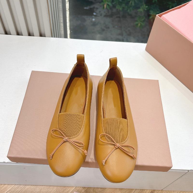 Spring and summer fairy new fashionable elastic band bow round head ballet shoes soft leather flat bottom comfortable women s single shoes 40 жовтий
Spring and summer fairy new fashionable elastic band bow round head ballet shoes soft leather flat bottom comfortable women s single shoes 40 жовтий