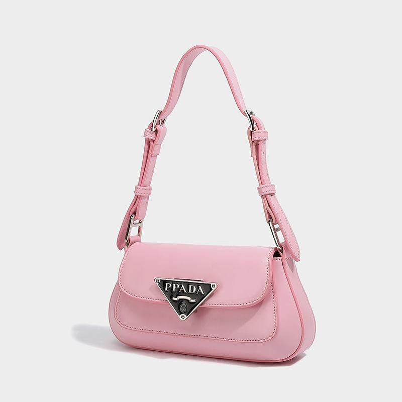 Сумка-мессенджер Premium sense Niche Armpit 2024 года с треугольной эмблемой и логотипом розовый
Сумка-мессенджер Premium sense Niche Armpit 2024 года с треугольной эмблемой и логотипом розовый